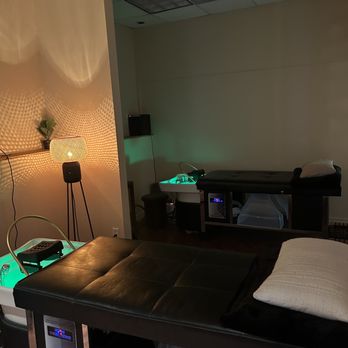 Zen Head Spa - Treatment room - Day Spas Near Me - Phoenix, Arizona Zen Head Spa - Treatment room - Day Spas Near Me - Phoenix, Arizona