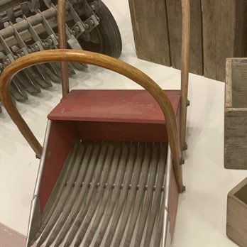 Cranberry Museum & Gift Shop - Harvest fork - Museums Near Me - Long Beach, Washington