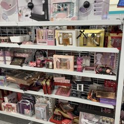 dd's DISCOUNTS