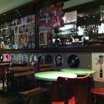 Chez Julien - Bistros Near Me - Paris, 75