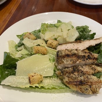 Tommy Bahama - Ceasar salad with grilled chicken - Seafood Near Me - Kihei, Hawaii