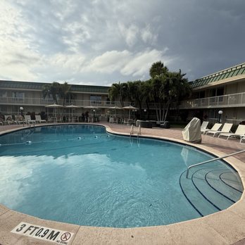 Ocean Breeze Inn - Pool - Beaches Near Me - Vero Beach, Florida Ocean Breeze Inn - Pool - Beaches Near Me - Vero Beach, Florida