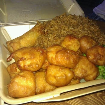 Mui's Carryout - Mui's Sesame Chicken (sauce on the side) - Chinese Near Me - Clawson, Michigan Mui's Carryout - Mui's Sesame Chicken (sauce on the side) - Chinese Near Me - Clawson, Michigan
