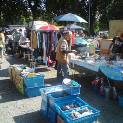 Trödelmarkt an der Schauinsland Arena