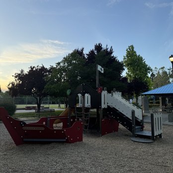 Hillsborough Park - Toddler Playground - Parks Near Me - Roseville, California Hillsborough Park - Toddler Playground - Parks Near Me - Roseville, California