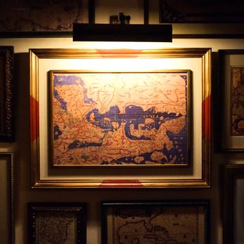 La Llibreria - S.XIII Atlas on the map room - Cocktail Bars Near Me - Barcelona, B