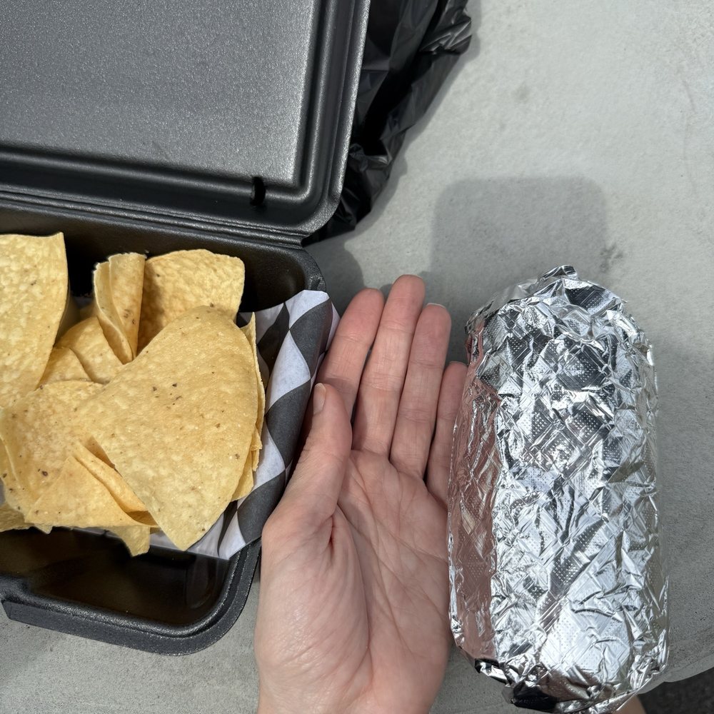 228 Cocina - Pollo Asado Burrito - size reference - Mexican Near Me - Gulfport, Mississippi 228 Cocina - Pollo Asado Burrito - size reference - Mexican Near Me - Gulfport, Mississippi