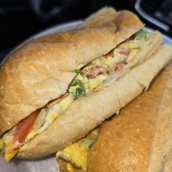 Metro Bagels & Grill - Vegetable omelet with american cheese