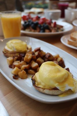 Yolk - Streeterville by null