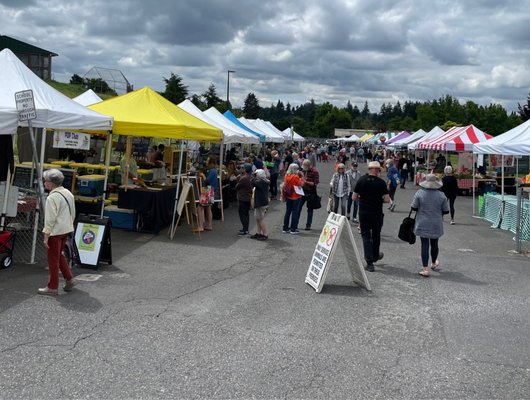 Hillsdale Farmers' Market by null