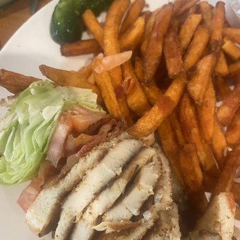 Squire's Diner - Grilled Chicken Club Sandwich - Diners Near Me - New York, New York