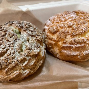 AlimamaTea - Matcha Cream Puff and Yuzu Cream Puff - Desserts Near Me - New York, New York AlimamaTea - Matcha Cream Puff and Yuzu Cream Puff - Desserts Near Me - New York, New York