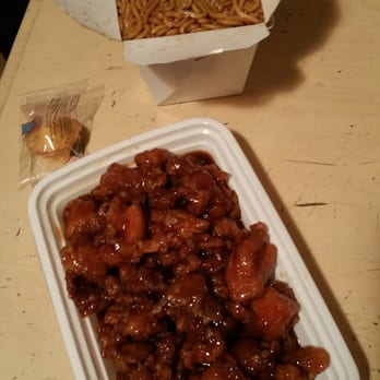 Hau PO - General Tso's Chicken with a side of Lou Mein, and a classic fortune cookie. - Chinese Near Me - Jefferson, Ohio Hau PO - General Tso's Chicken with a side of Lou Mein, and a classic fortune cookie. - Chinese Near Me - Jefferson, Ohio