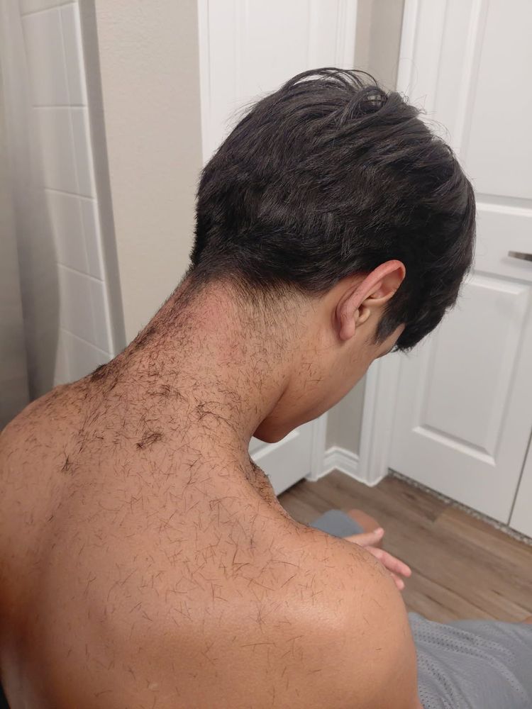 Damian Mobile Barber Logo
