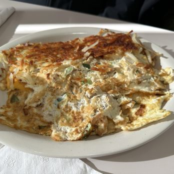 Benny's Family Dining - Egg White Turkey Omelette - Sandwiches Near Me - Ann Arbor, Michigan