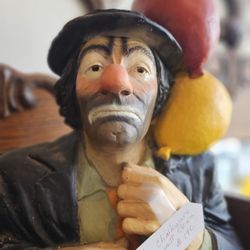 Niles Antiques