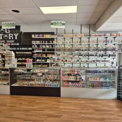 Fog Factory - The Fog Factory showcasing our smoking alternatives. Vapes, Disposables, Nicotine pouches, coils and pods