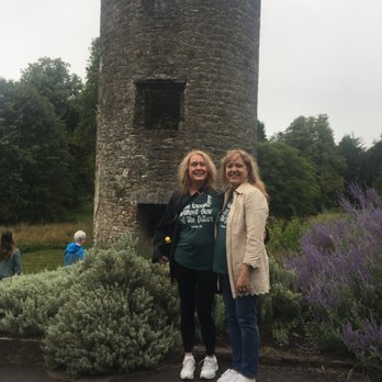Blarney Castle - Kitty and Pea at the castle - Landmarks & Historical Buildings Near Me - Blarney, Colorado