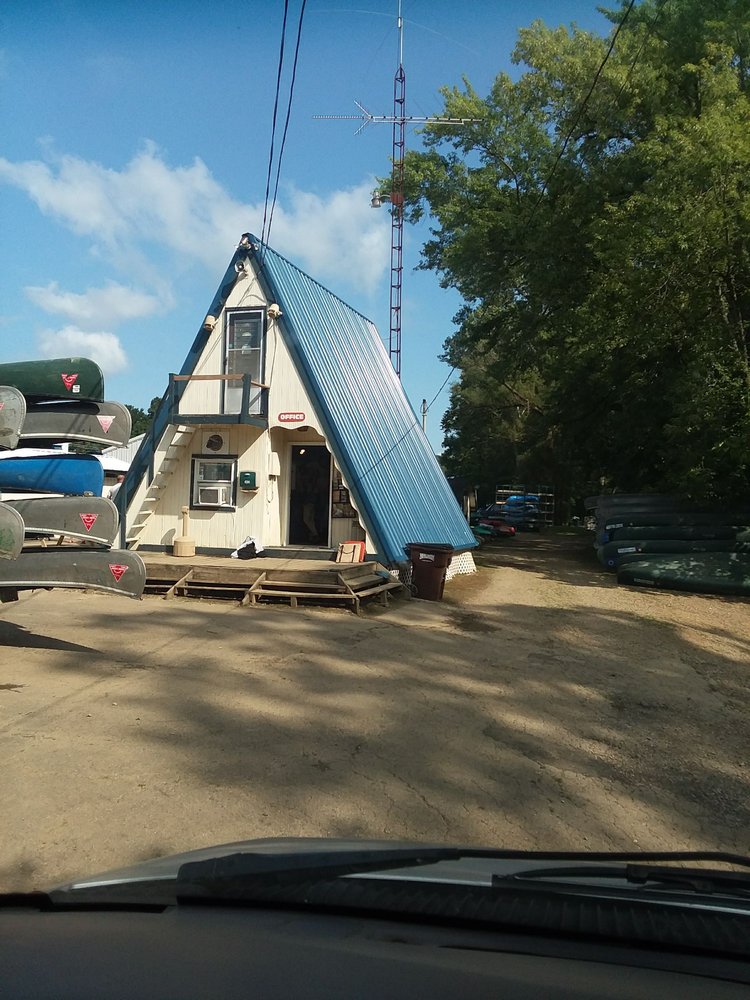 LOUDONVILLE CANOE LIVERY Updated August 2024 14 Reviews 424 W