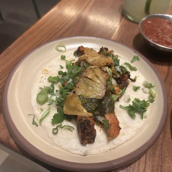 Blanco Cocina + Cantina - Chicken pastor taco - Tacos Near Me - Phoenix, Arizona