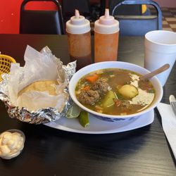 El Cielo - Albóndigas, tortillas hecho a mano, café (almorzaré con gusto)