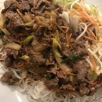 Thai Ha - Bun bo tasted like Chinese stir-fry - Chinese Near Me - Berlin, BE Thai Ha - Bun bo tasted like Chinese stir-fry - Chinese Near Me - Berlin, BE