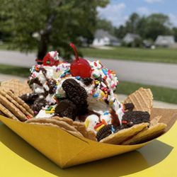 Hometown Scoops - Ice cream nachos