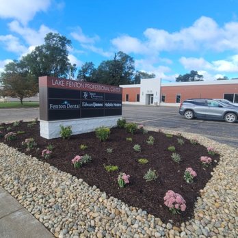 Fenton Dental - New sign and landscaping! - General Dentistry Near Me - Fenton, Michigan Fenton Dental - New sign and landscaping! - General Dentistry Near Me - Fenton, Michigan
