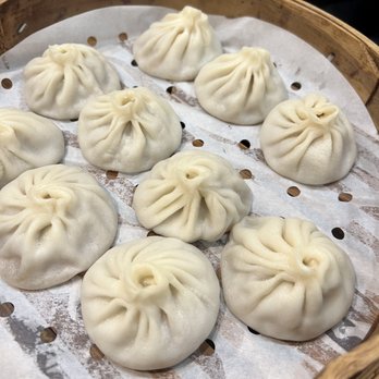 Sammi & Soupe Dumpling - Soup Dumplings (Xiao Long Bao) - Chinese Near Me - Montreal, Quebec