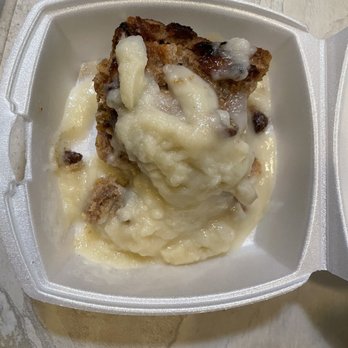 Kelley's Village Inn - Bread pudding - Pizza Near Me - River Ridge, Louisiana Kelley's Village Inn - Bread pudding - Pizza Near Me - River Ridge, Louisiana