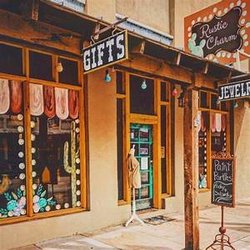 Rustic Charm - This eclectic boutique has an adorable storefront!