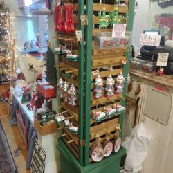 Woodstock Emporium and Holiday Haus - Unique Woodstock Christmas Ornaments.