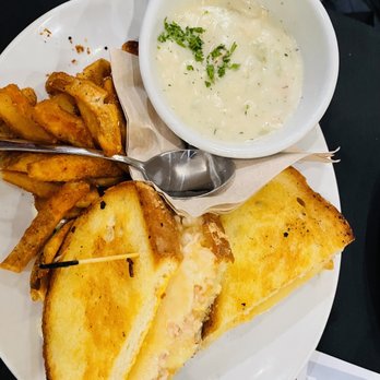 49th State Brewing - Anchorage - Crab grilled cheese with seafood chowder - Breweries Near Me - Anchorage, Alaska