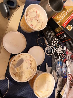 Häagen-Dazs Ice Cream Shops by null