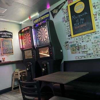 The Tavern - Inside - Bars Near Me - Orlando, Florida The Tavern - Inside - Bars Near Me - Orlando, Florida