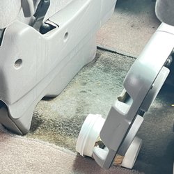 Safe and Reliable MedTrans - Funk. Between 2 front  seats.