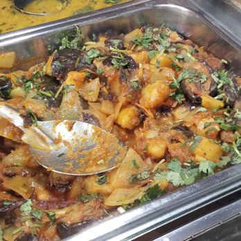 India Spices & Groceries - Their onion potato eggplant dish was amazing! - International Grocery Near Me - Tustin, California