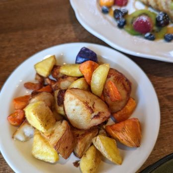 Darla Cafe - Truffle rainbow potatoes - Asian Fusion Near Me - Saratoga, California Darla Cafe - Truffle rainbow potatoes - Asian Fusion Near Me - Saratoga, California