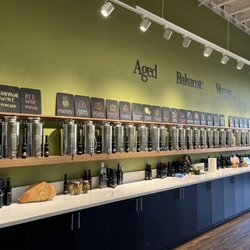 Arbosana Olive Oil - Balsamic vinegar section