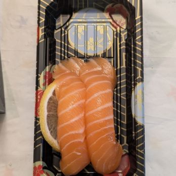 Blufish Sushi & Grill - Sushi Bars Near Me - Azusa, California