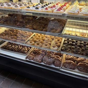 Kamehameha Bakery - Apple Fritter - Bakeries Near Me - Honolulu, Hawaii