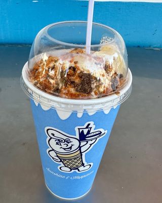 Fosters Freeze by null
