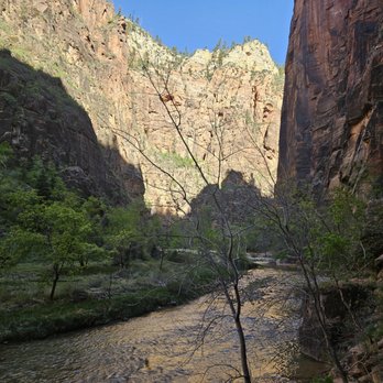 Riverside Walk - The Virgin River - Hiking Near Me