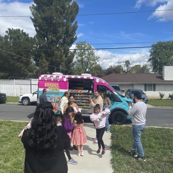 Goodies Truck - Ice Cream & Frozen Yogurt Near Me Goodies Truck - Ice Cream & Frozen Yogurt Near Me