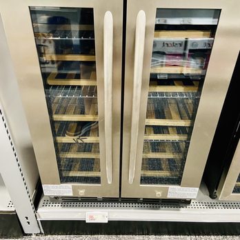Best Buy - Electronics Near Me - Visalia, California