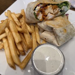 Crispy chicken buffalo wrap Crispy chicken buffalo wrap