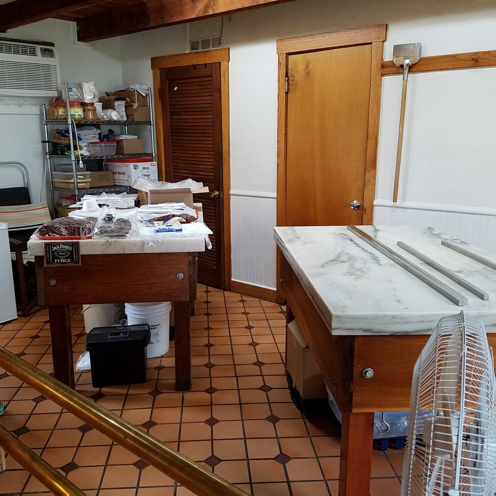 Schwab's Fudge - fudge making tables - Candy Stores Near Me - Nashville, Indiana Schwab's Fudge - fudge making tables - Candy Stores Near Me - Nashville, Indiana
