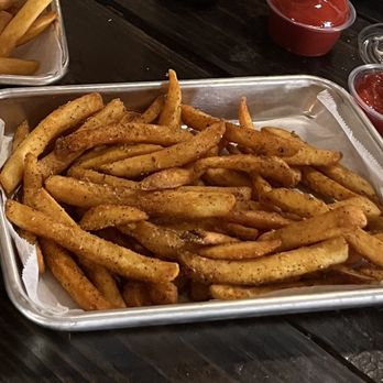Party Burger by Booze Brothers Brewing - Cajun seasoned fries - Burgers Near Me - Fallbrook, California Party Burger by Booze Brothers Brewing - Cajun seasoned fries - Burgers Near Me - Fallbrook, California