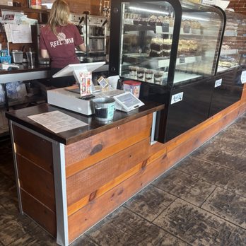 Reel Java  - Coffee & Tea Near Me - Jamestown, Kentucky