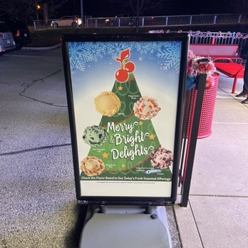 Bruster's Real Ice Cream - Christmas flavors! - Desserts Near Me - Pittsburgh, Pennsylvania